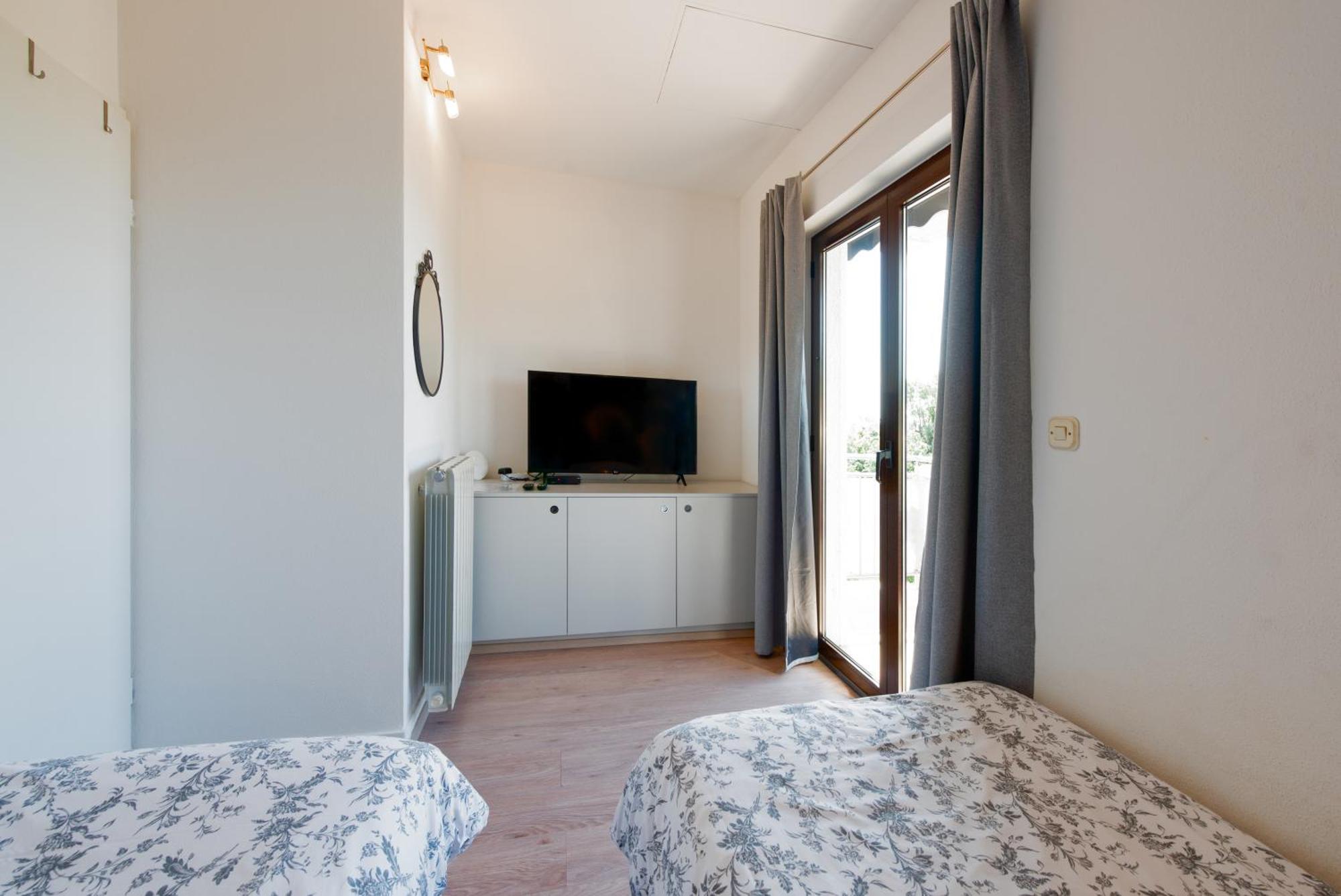 Apartments Dorijan With Pool Matulji Exterior foto