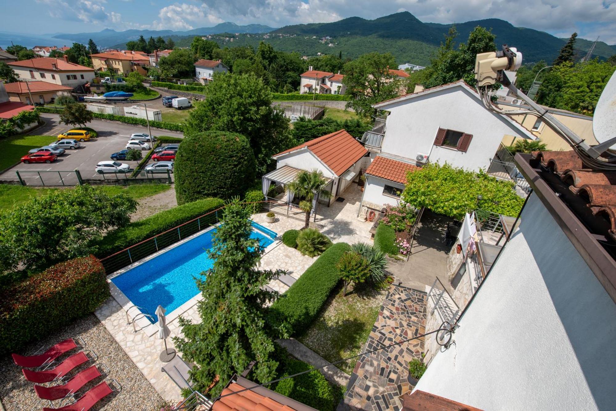 Apartments Dorijan With Pool Matulji Exterior foto