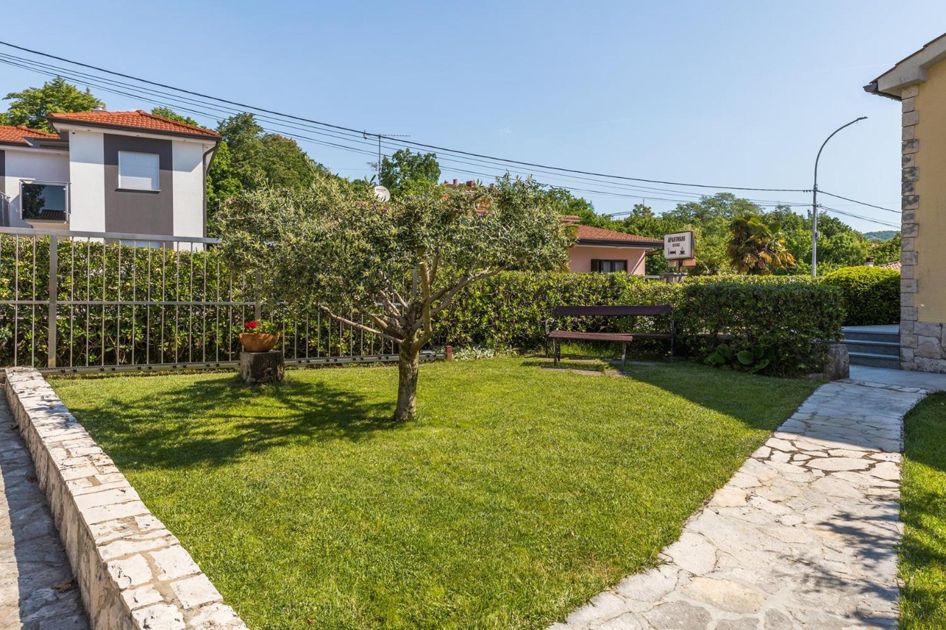 Apartments Dorijan With Pool Matulji Exterior foto